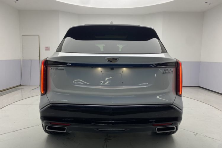 Used Cadillac XT5 2025 2.0T Platinum Edition Exterior 4