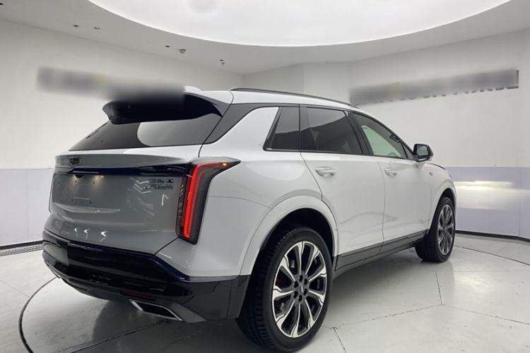 Used Cadillac XT5 2025 2.0T Platinum Edition Exterior 5
