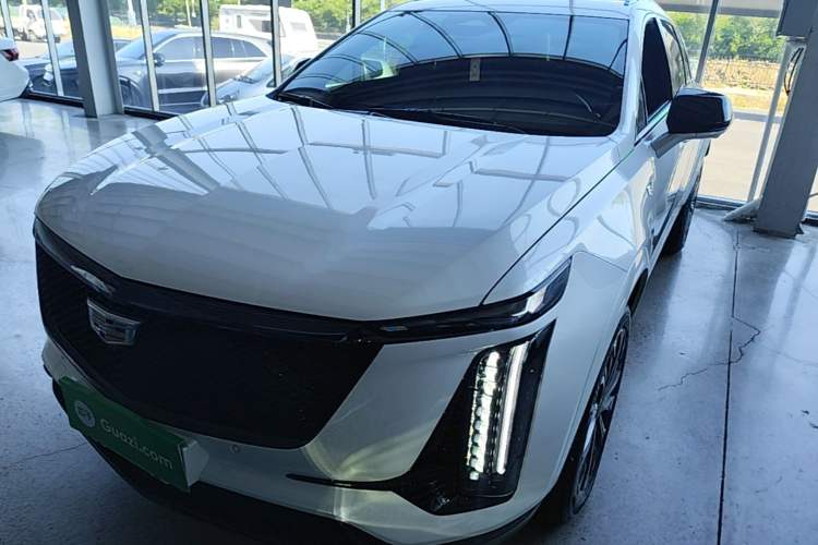 Used Cadillac XT5 2025 2.0T Luxury Version Front