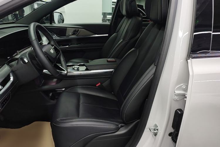 Used Cadillac XT5 2025 2.0T Luxury Version Left Front Seat