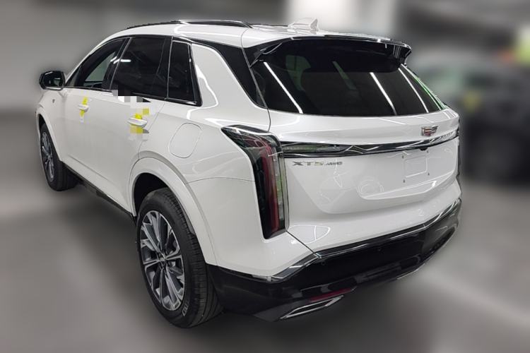 Used Cadillac XT5 2025 2.0T Luxury Version Rear Left 45 Deg