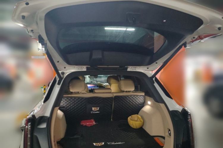 Used Cadillac XT5 2025 2.0T Prestige Version Trunk