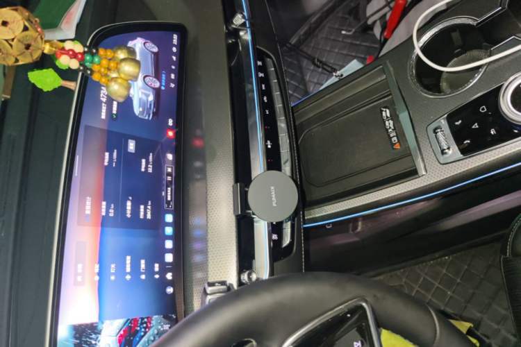 Used Cadillac XT5 2026 Model 2.0T Luxury Edition Audio And AC Panel