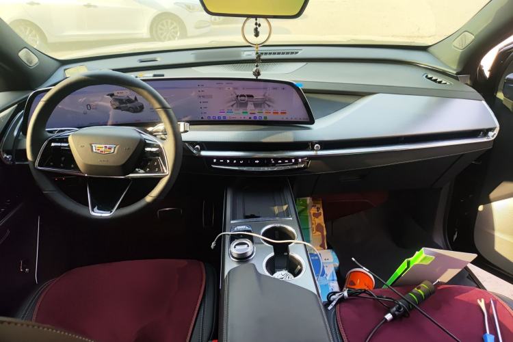 Used Cadillac XT5 2026 Model 2.0T Prestige Edition Center Console