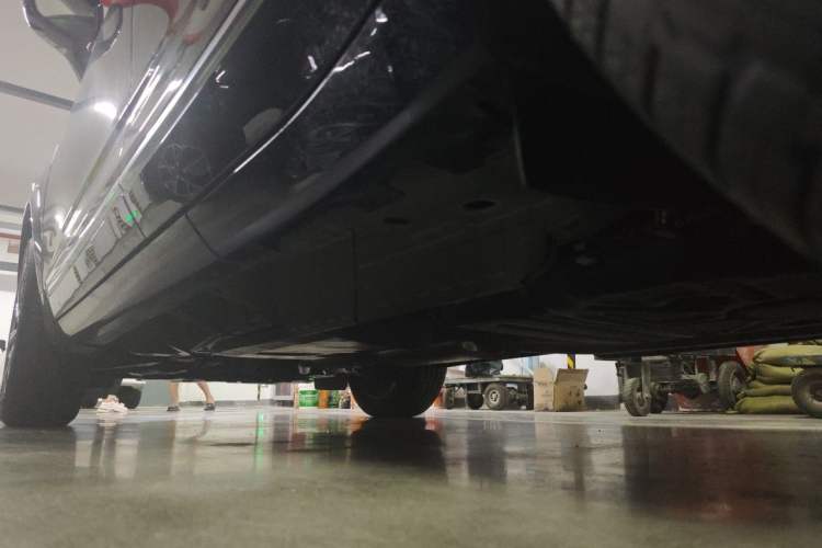 Used Cadillac XT5 2026 Model 2.0T Metropolitan Edition Chassis Rear Left