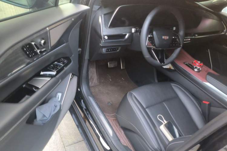 Used Cadillac XT5 2026 Model 2.0T Prestige Edition Driver Seat