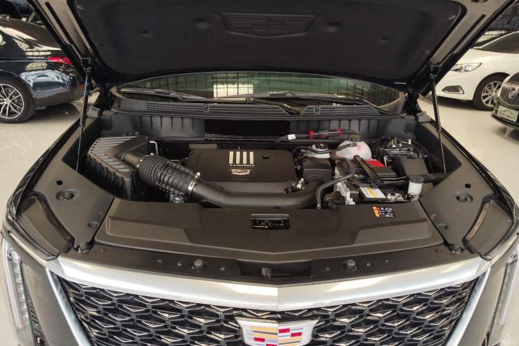 Used Cadillac XT5 2026 Model 2.0T Metropolitan Edition Engine Bay