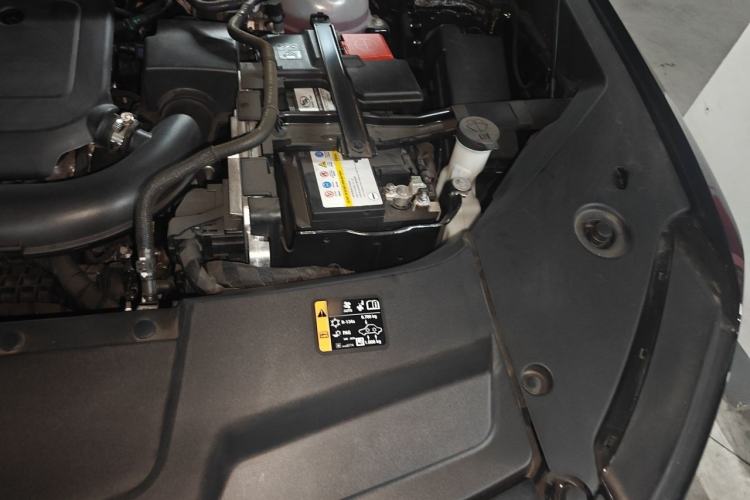 Used Cadillac XT5 2026 Model 2.0T Prestige Edition Engine Bay Left