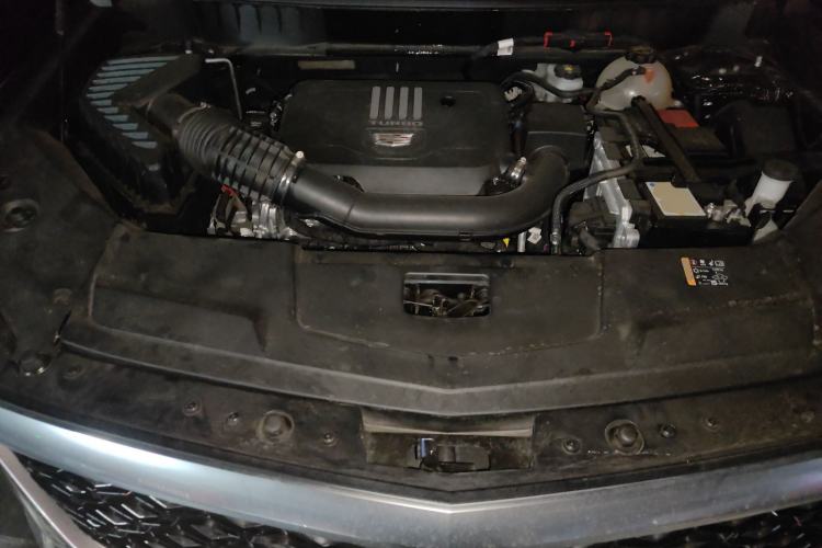 Used Cadillac XT5 2026 Model 2.0T Metropolitan Edition Engine Bay