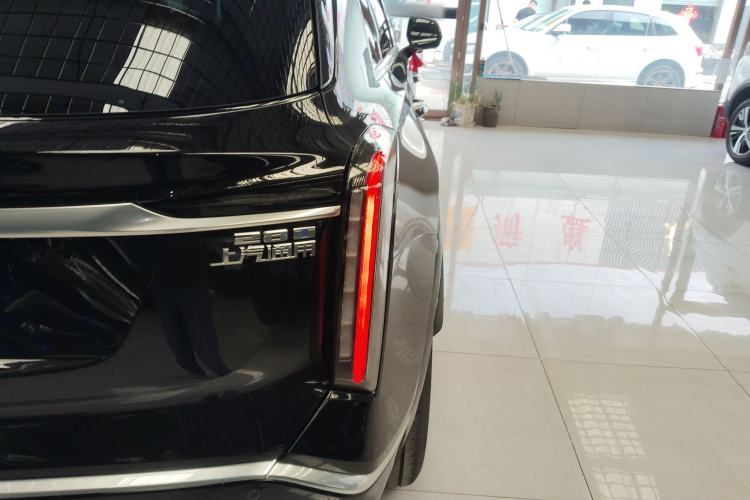Used Cadillac XT5 2026 Model 2.0T Metropolitan Edition Exterior 3