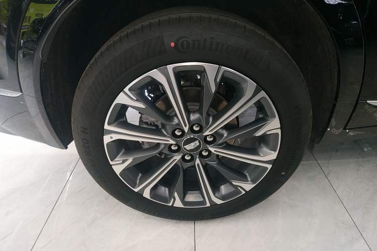 Used Cadillac XT5 2026 Model 2.0T Metropolitan Edition Exterior 5