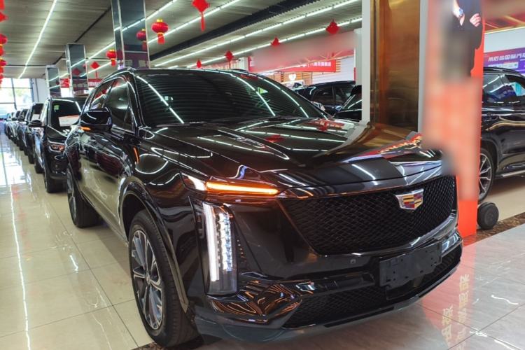 Used Cadillac XT5 2026 Model 2.0T Luxury Edition Front Right 45 Deg