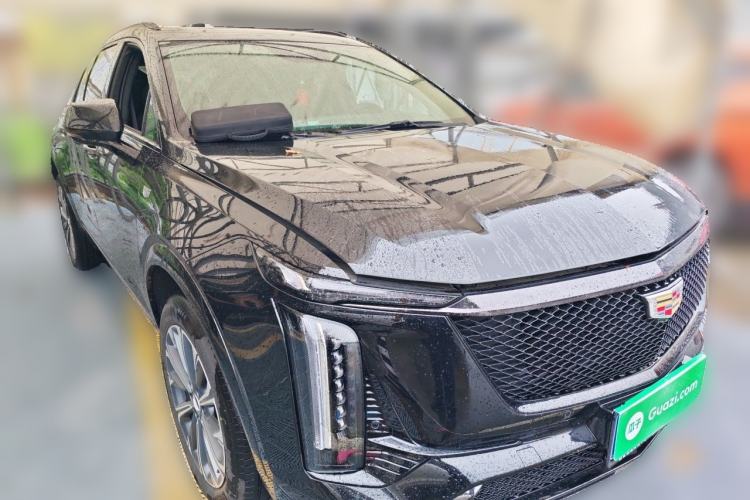 Used Cadillac XT5 2026 Model 2.0T Luxury Edition Front Right 45 Deg