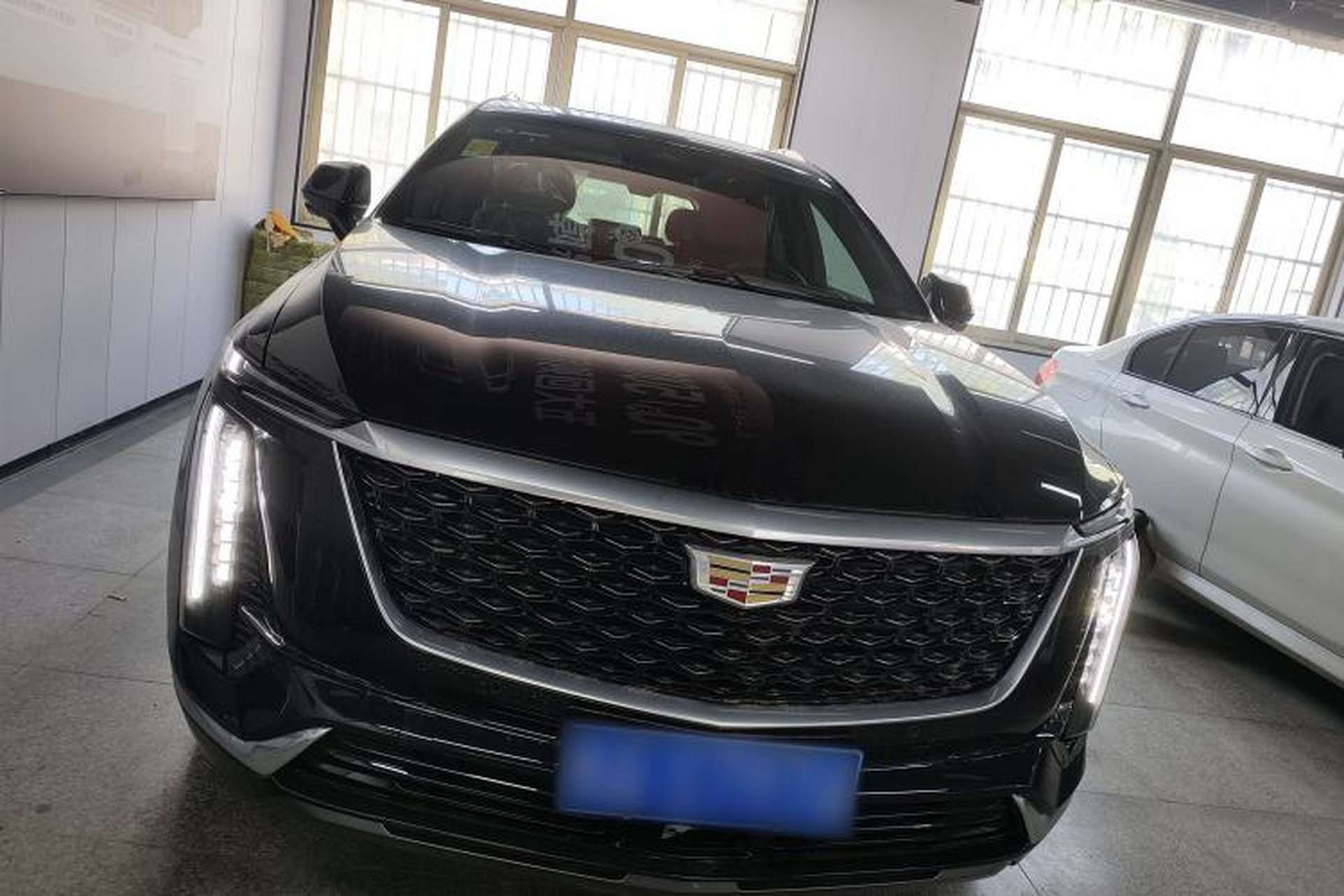 Used Cadillac XT5 2026 Model 2.0T Metropolitan Edition Front