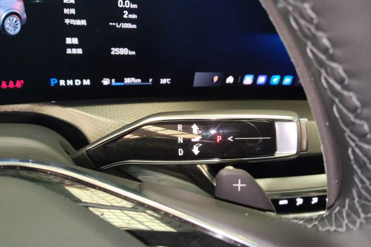 Used Cadillac XT5 2026 Model 2.0T Metropolitan Edition Gear Lever