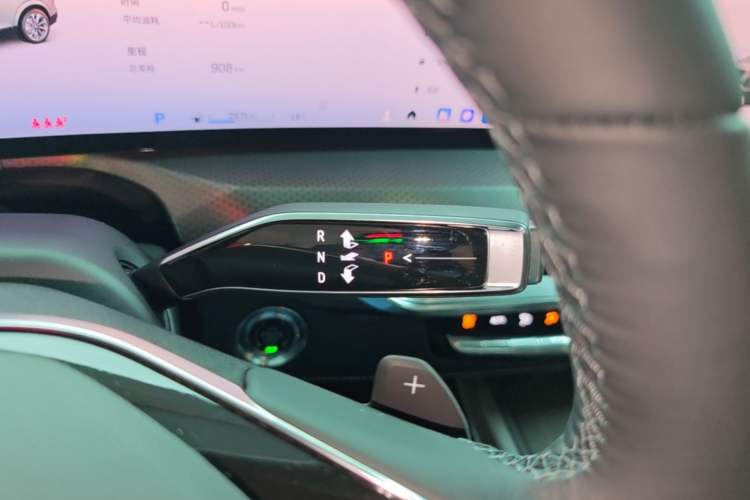 Used Cadillac XT5 2026 Model 2.0T Prestige Edition Gear Lever