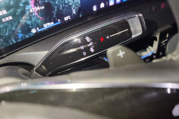 Used Cadillac XT5 2026 Model 2.0T Luxury Edition Gear Lever