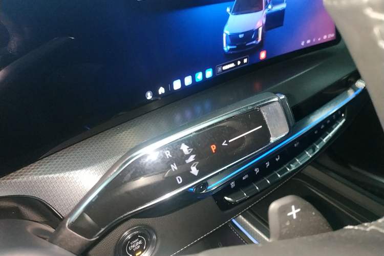 Used Cadillac XT5 2026 Model 2.0T Metropolitan Edition Gear Lever
