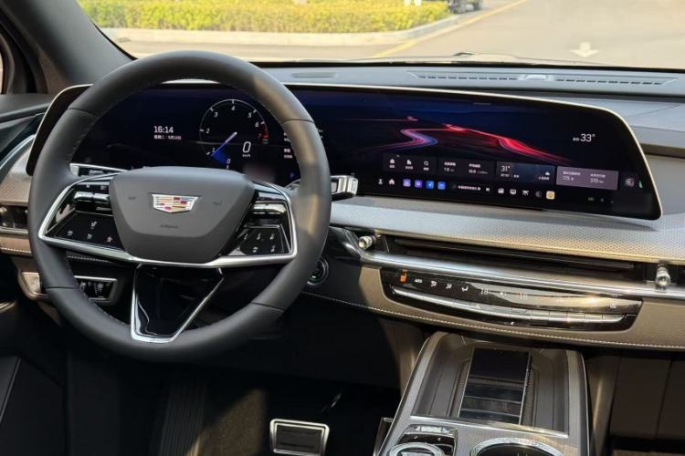 Used Cadillac XT5 2026 Model 2.0T Luxury Edition Interior 6