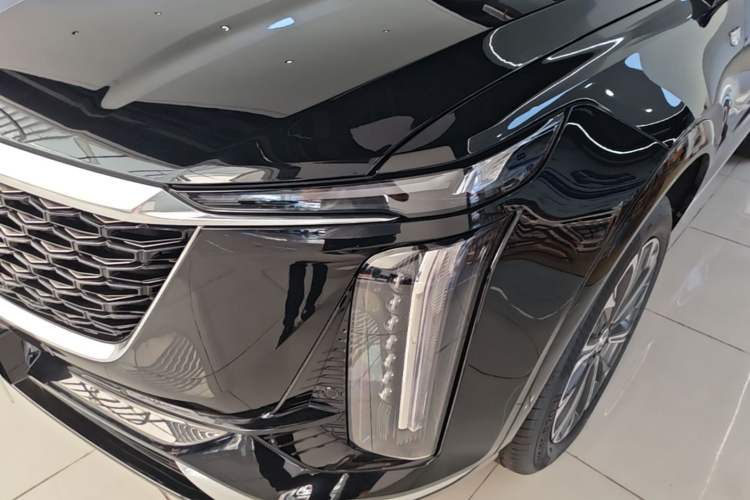 Used Cadillac XT5 2026 Model 2.0T Metropolitan Edition Left Front Headlight