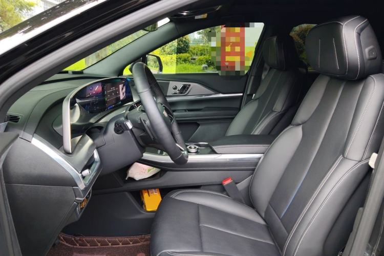 Used Cadillac XT5 2026 Model 2.0T Luxury Edition Left Front Seat