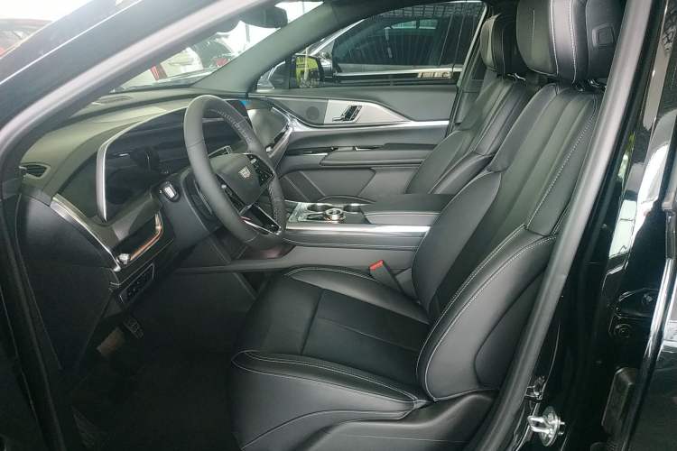 Used Cadillac XT5 2026 Model 2.0T Metropolitan Edition Left Front Seat