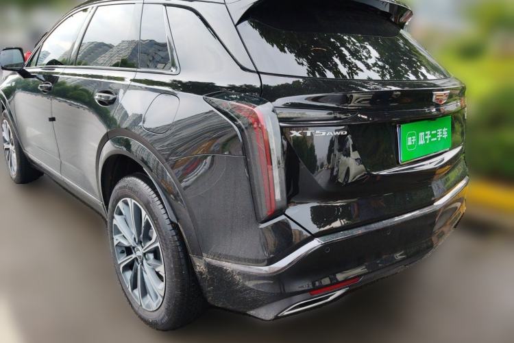 Used Cadillac XT5 2026 Model 2.0T Luxury Edition Rear Left 45 Deg
