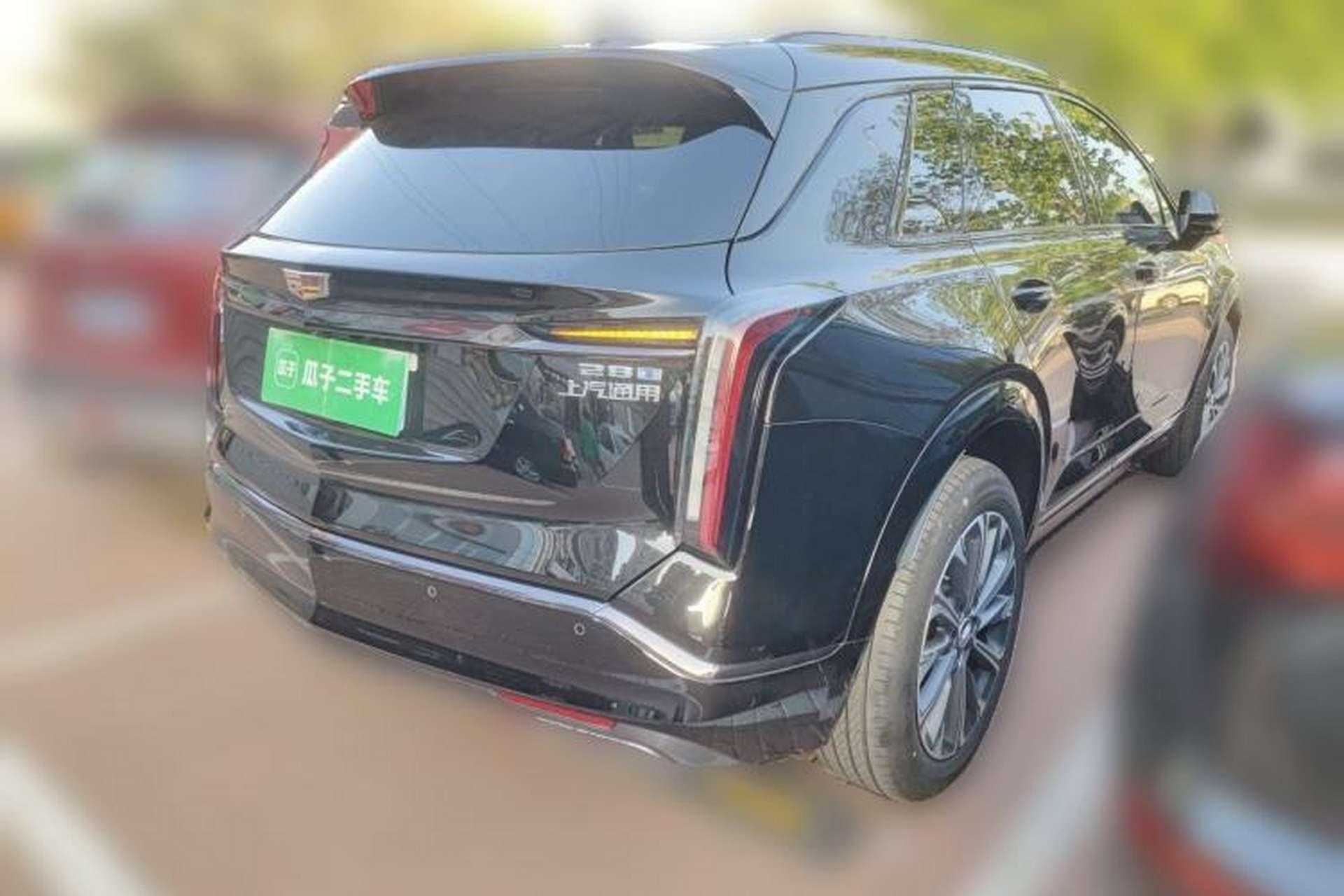 Used Cadillac XT5 2026 Model 2.0T Luxury Edition Rear Right 45 Deg