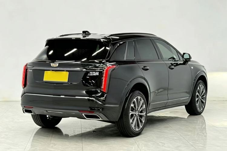 Used Cadillac XT5 2026 Model 2.0T Luxury Edition Rear Right 45 Deg