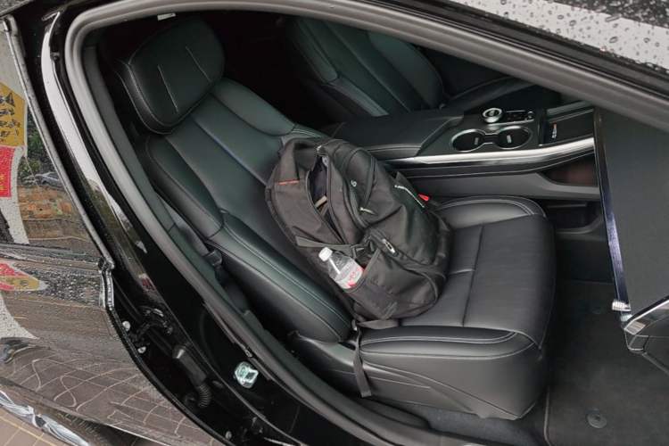 Used Cadillac XT5 2026 Model 2.0T Prestige Edition Right Front Seat