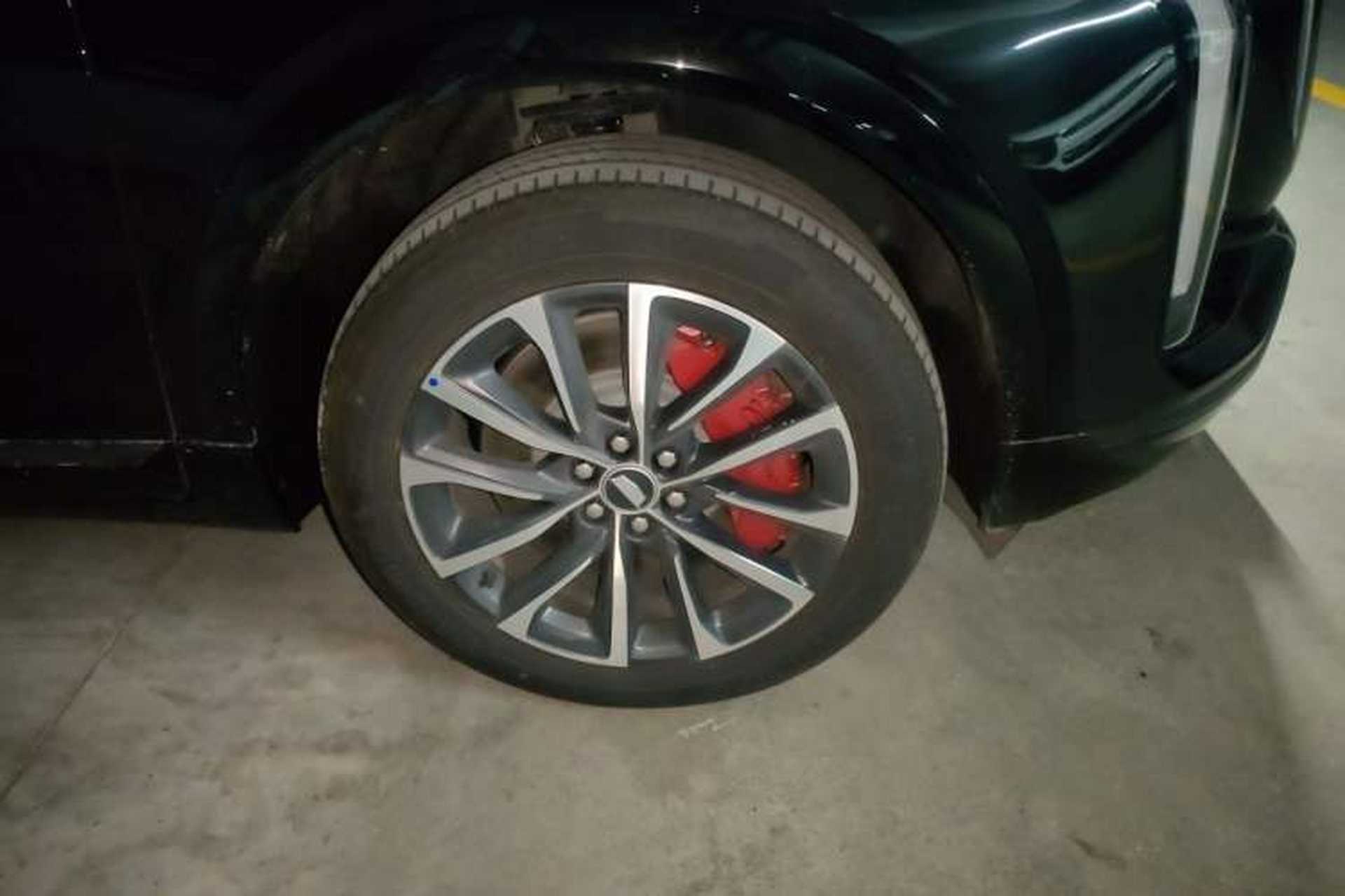 Used Cadillac XT5 2026 Model 2.0T Prestige Edition Right Front Wheel Hub