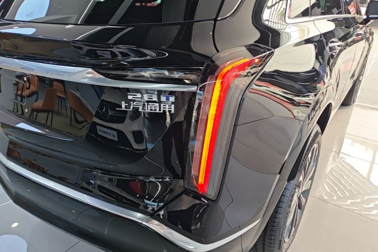 Used Cadillac XT5 2026 Model 2.0T Metropolitan Edition Right Rear Taillight
