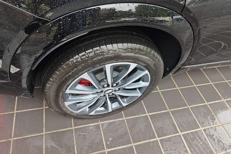 Used Cadillac XT5 2026 Model 2.0T Prestige Edition Right Rear Wheel Hub