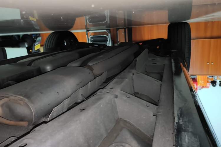 Used Cadillac XT5 2026 Model 2.0T Luxury Edition Right Side Sill