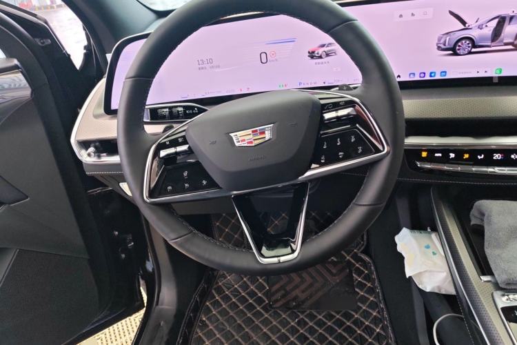 Used Cadillac XT5 2026 Model 2.0T Luxury Edition Steering Wheel