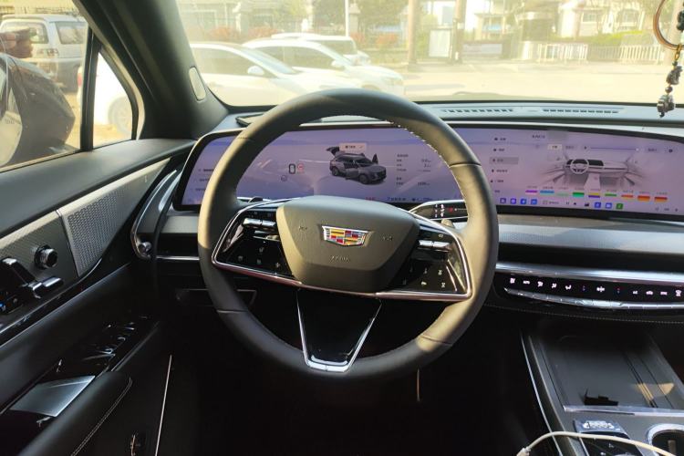 Used Cadillac XT5 2026 Model 2.0T Prestige Edition Steering Wheel