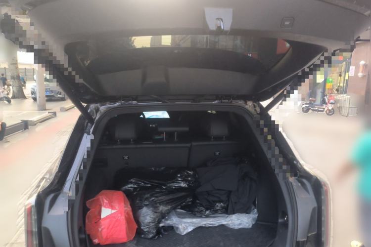 Used Cadillac XT5 2026 Model 2.0T Prestige Edition Trunk