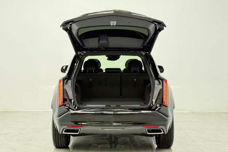 Used Cadillac XT5 2026 Model 2.0T Prestige Edition Trunk
