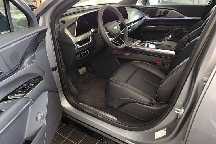 Used Cadillac XT5 2026 Model 2.0T Luxury Edition Driver Seat