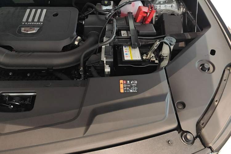 Used Cadillac XT5 2026 Model 2.0T Luxury Edition Engine Bay Left