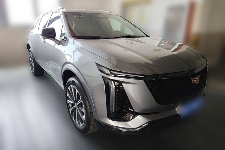 Used Cadillac XT5 2026 Model 2.0T Luxury Edition Front Right 45 Deg