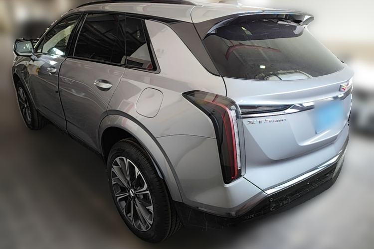 Used Cadillac XT5 2026 Model 2.0T Luxury Edition Rear Left 45 Deg