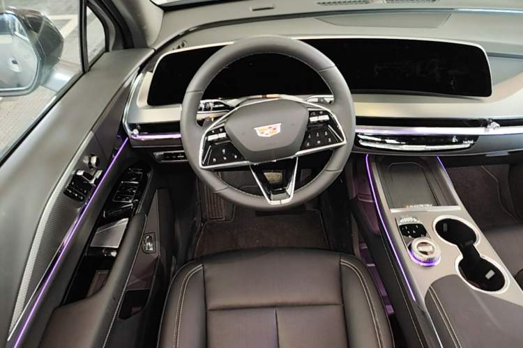 Used Cadillac XT5 2026 Model 2.0T Luxury Edition Steering Wheel