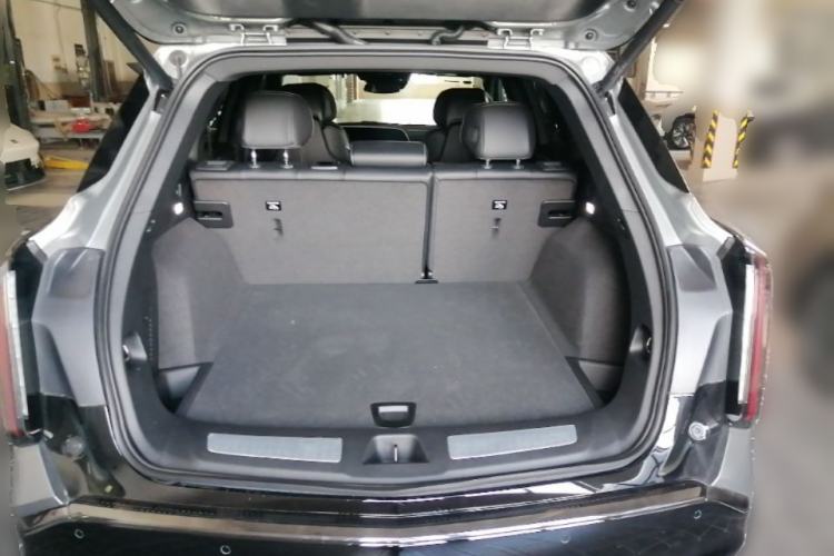 Used Cadillac XT5 2026 Model 2.0T Luxury Edition Trunk