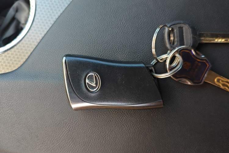 Used Cadillac XT5 2026 Model 2.0T Luxury Edition Vehicle Key