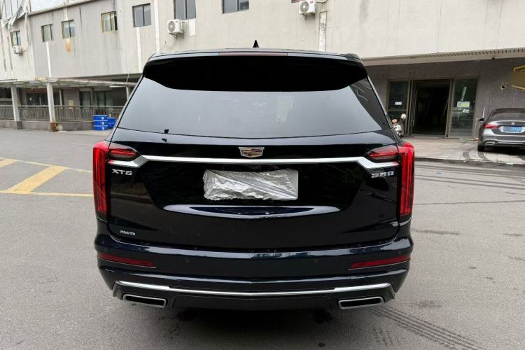 Used Cadillac XT6 2022 2.0T 7-Seater Four-Wheel Drive Luxury Version Exterior 4