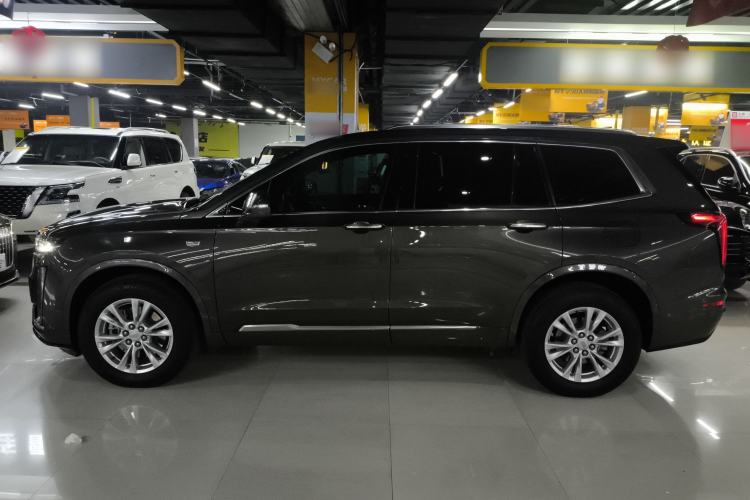 Used Cadillac XT6 2022 2.0T Six-Seater Four-Wheel-Drive Luxury Version Exterior 3
