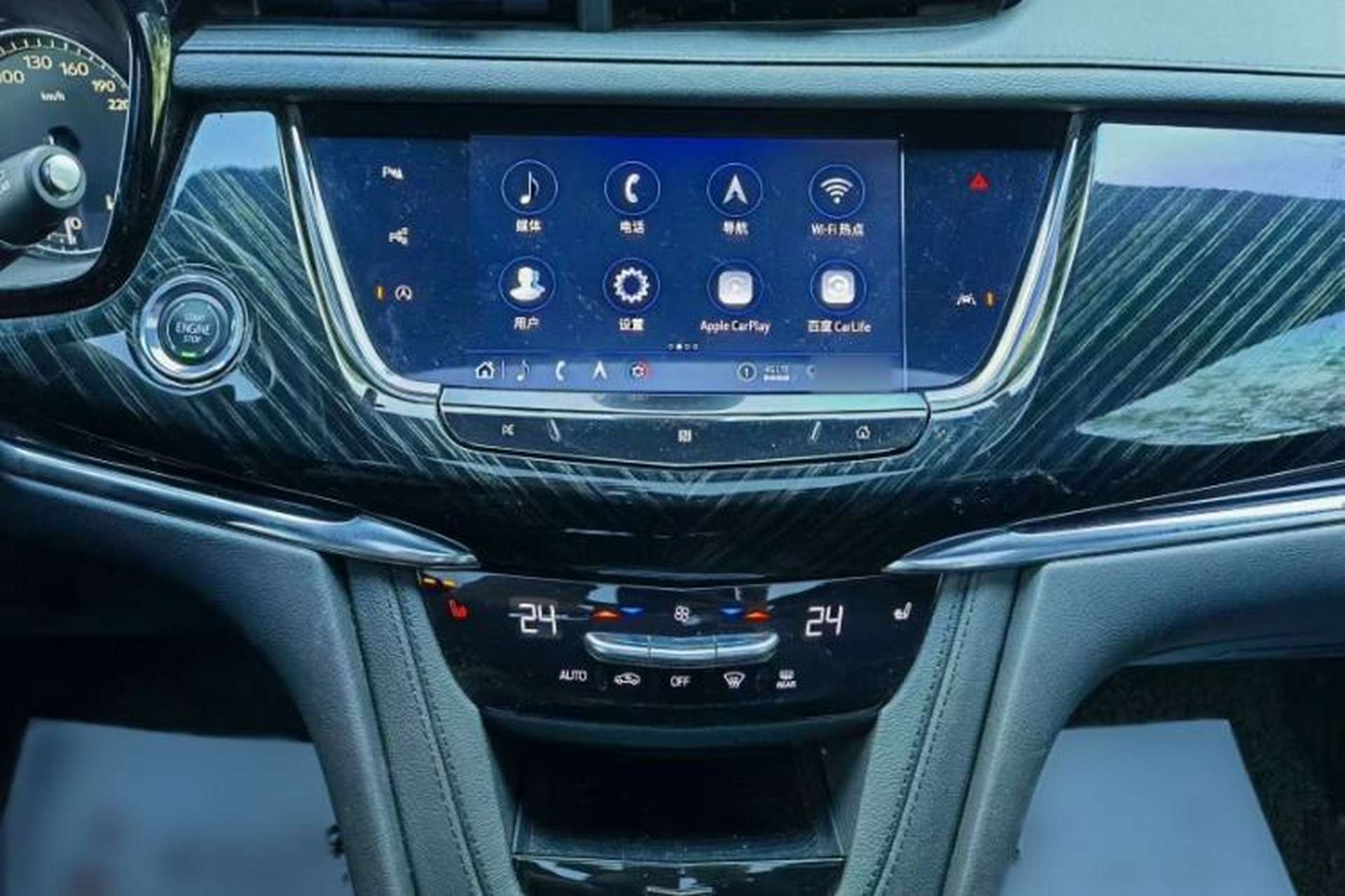 Used Cadillac XT6 2020 28T Six-Seater Four-Wheel-Drive Luxury Version with Premium Sound System Interior 6