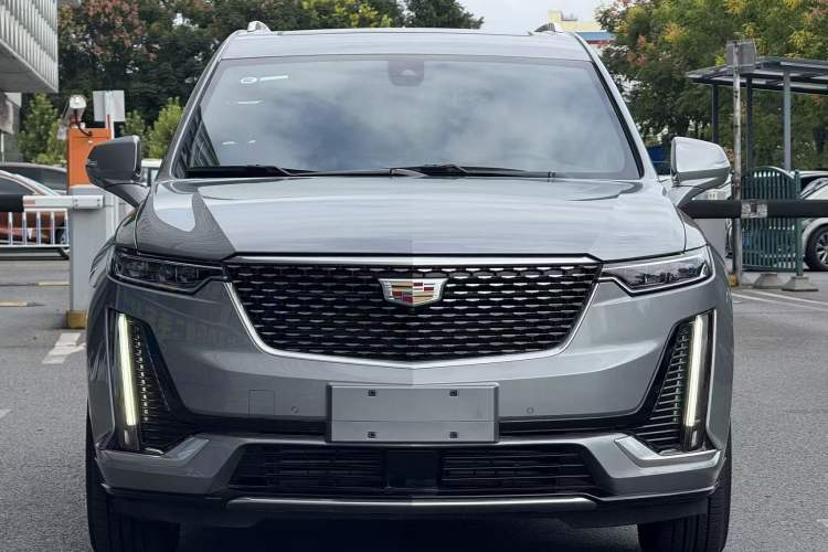 Used Cadillac XT6 2025 2.0T Six-Seater Four-Wheel-Drive Luxury Executive Classic Edition Exterior 1