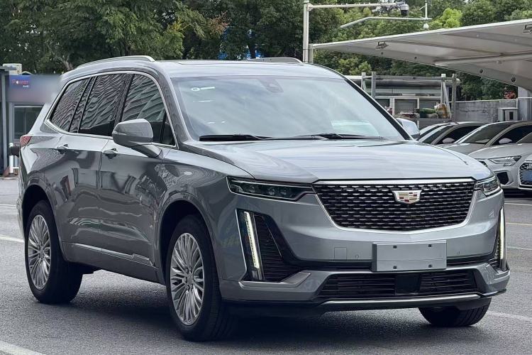 Used Cadillac XT6 2025 2.0T Six-Seater Four-Wheel-Drive Luxury Executive Classic Edition Exterior 2